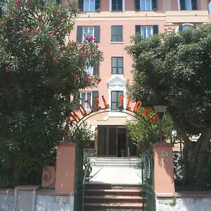 Hotel Flora ***