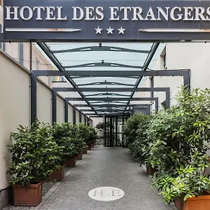 Des Etrangers *** Milán